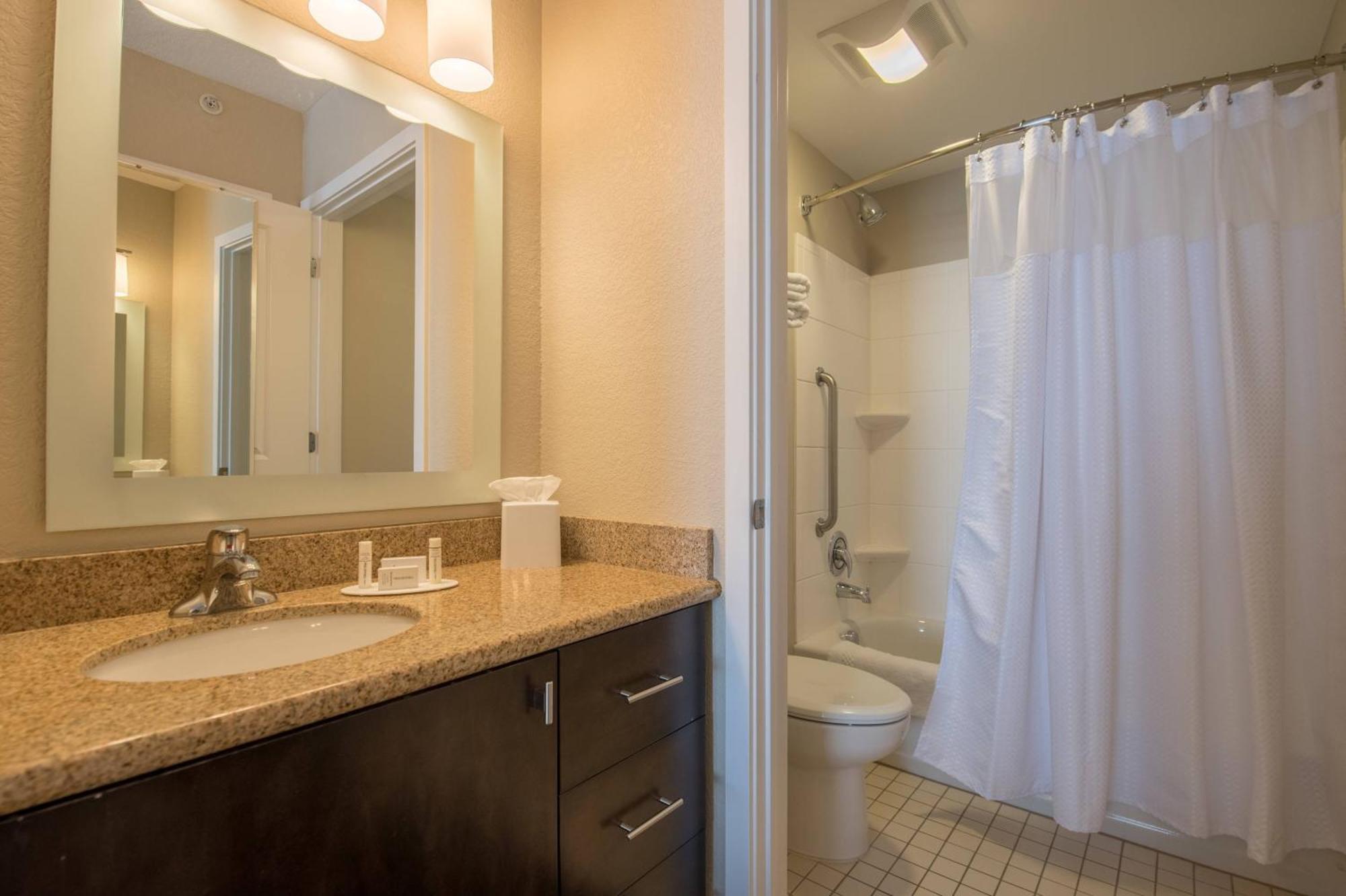 Towneplace Suites By Marriott Provo אורם מראה חיצוני תמונה